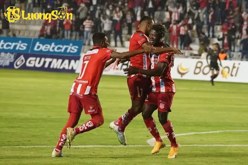 Cả hai đội được đánh giá ngang tài ngang sức Cả hai đội được đánh giá ngang tài ngang sức