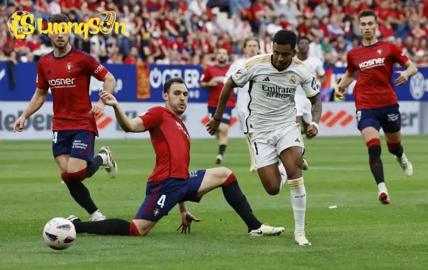Real Madrid được dự đoán sẽ có trận ra quân dễ dàng trước Osasuna. Real Madrid được dự đoán sẽ có trận ra quân dễ dàng trước Osasuna.