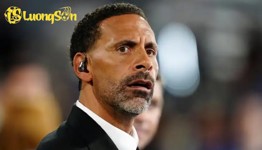 Rio Ferdinand tin rằng việc bỏ lỡ Kane là sai lầm lớn nhất của MU trong vòng 10 năm qua