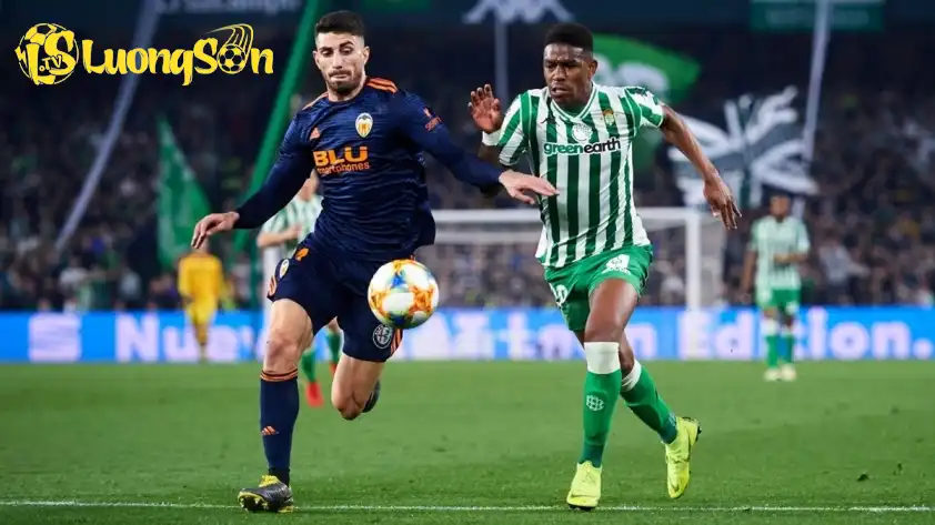 Valencia sẽ có trận đấu khó khăn trước Real Betis. (Ảnh: Internet) Valencia sẽ có trận đấu khó khăn trước Real Betis. (Ảnh: Internet)